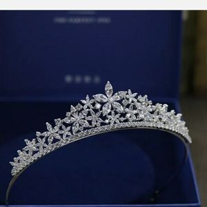 Wedding tiarea wedding crown